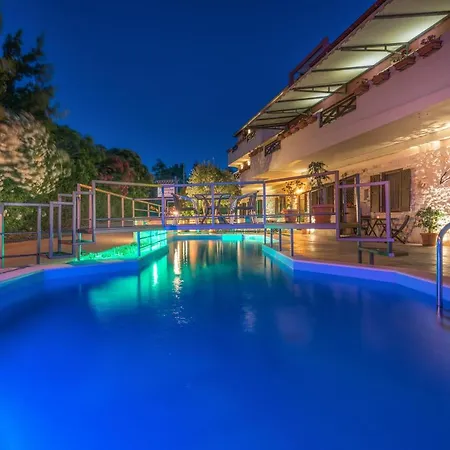 One Bedroom Maisonette With Sea View